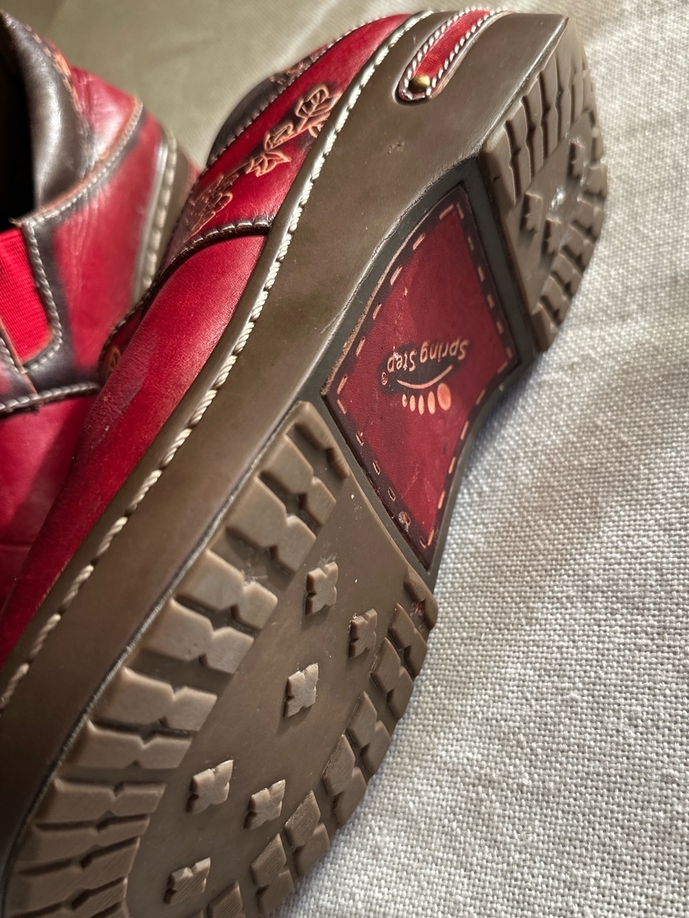 Spring Step Red Leather Slip-On Clogs - Picture 9 of 12